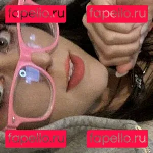 lunackitsuen Onlyfans Photo Gallery 