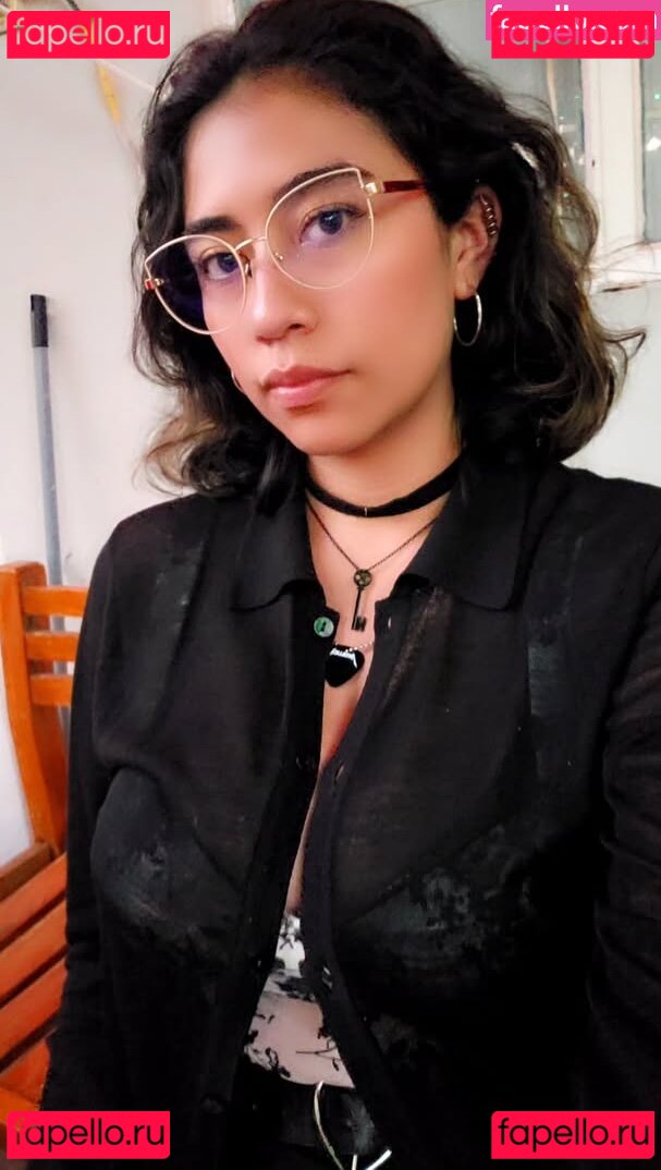 Allisauria Onlyfans Photo Gallery 