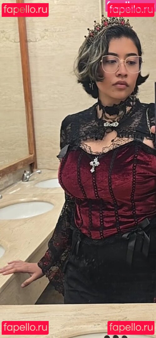 Allisauria Onlyfans Photo Gallery 