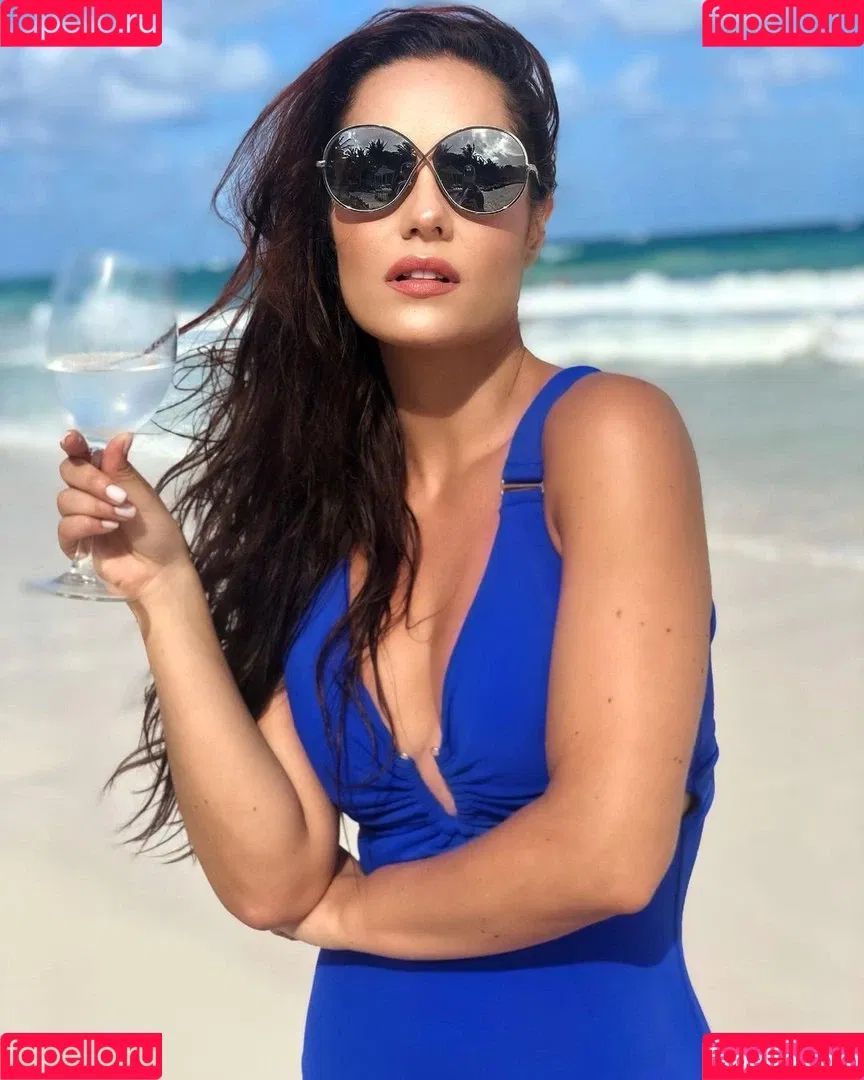 Ana Lucia Dominguez Onlyfans Photo Gallery 