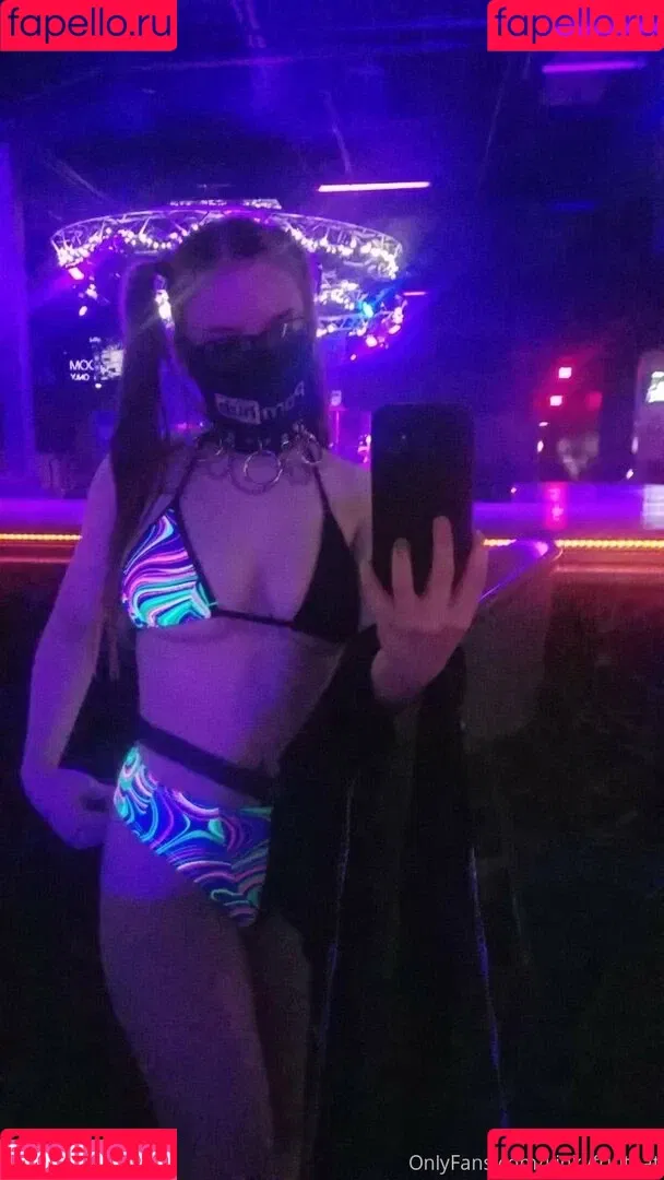 kindlyfruitbat Onlyfans Photo Gallery 