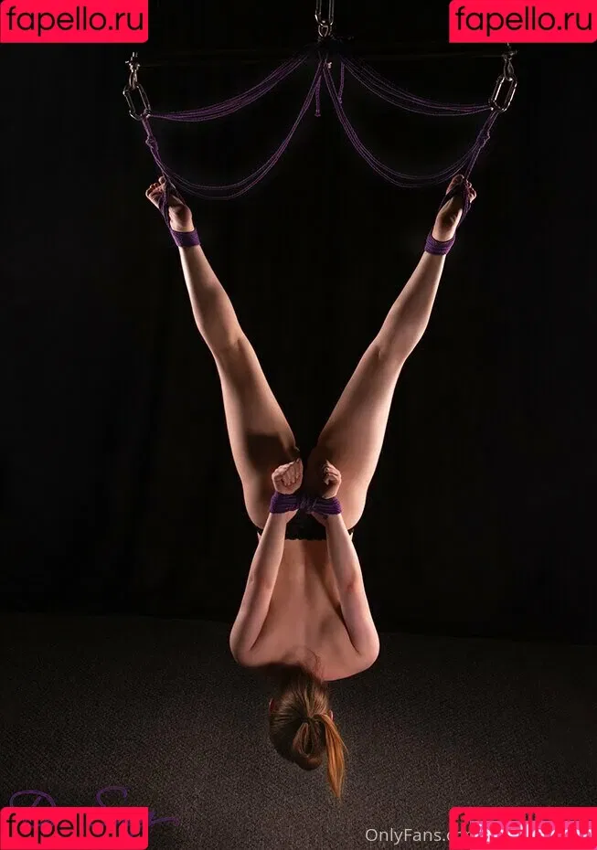 kindlyfruitbat Onlyfans Photo Gallery 