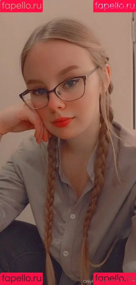 kindlyfruitbat Onlyfans Photo Gallery 
