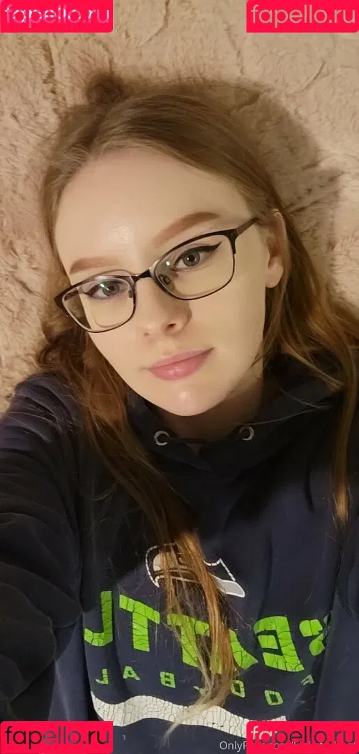 kindlyfruitbat Onlyfans Photo Gallery 