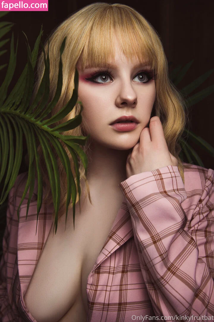 kindlyfruitbat Onlyfans Photo Gallery 