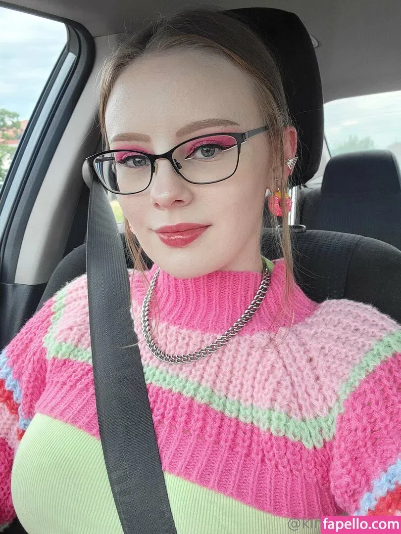 kindlyfruitbat Onlyfans Photo Gallery 