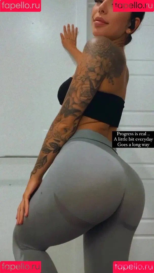 Gina Valentina Onlyfans Photo Gallery 