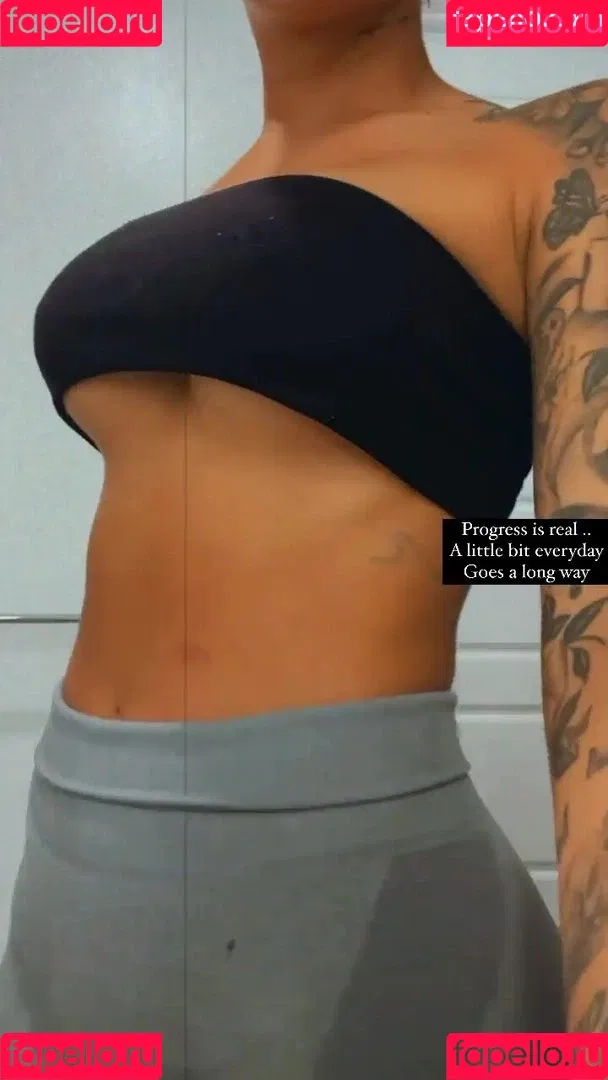 Gina Valentina Onlyfans Photo Gallery 