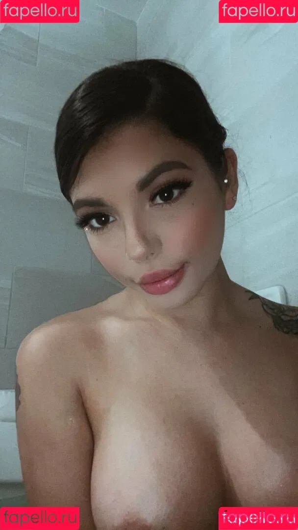 Gina Valentina Onlyfans Photo Gallery 