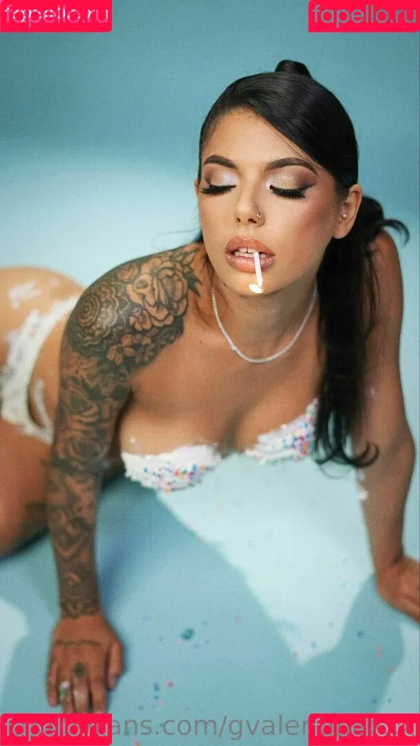 Gina Valentina Onlyfans Photo Gallery 