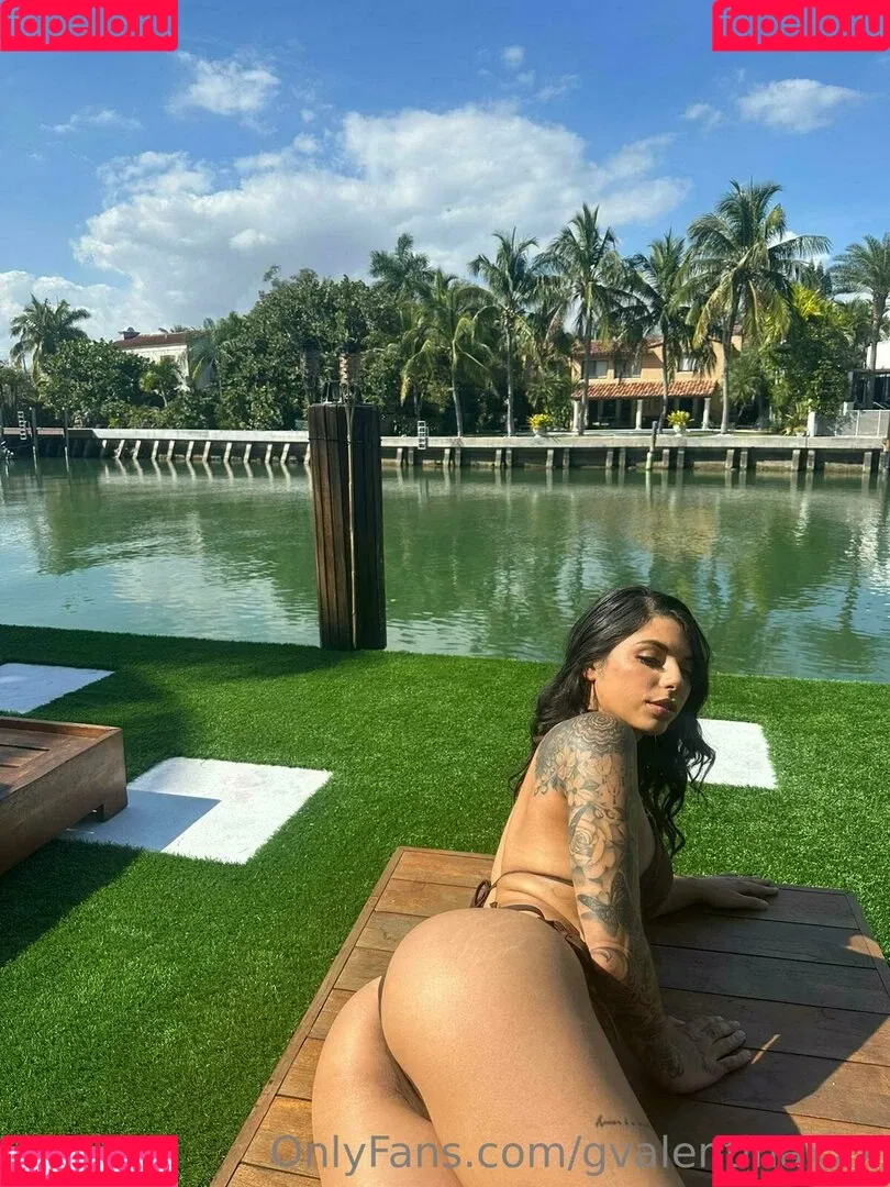 Gina Valentina Onlyfans Photo Gallery 
