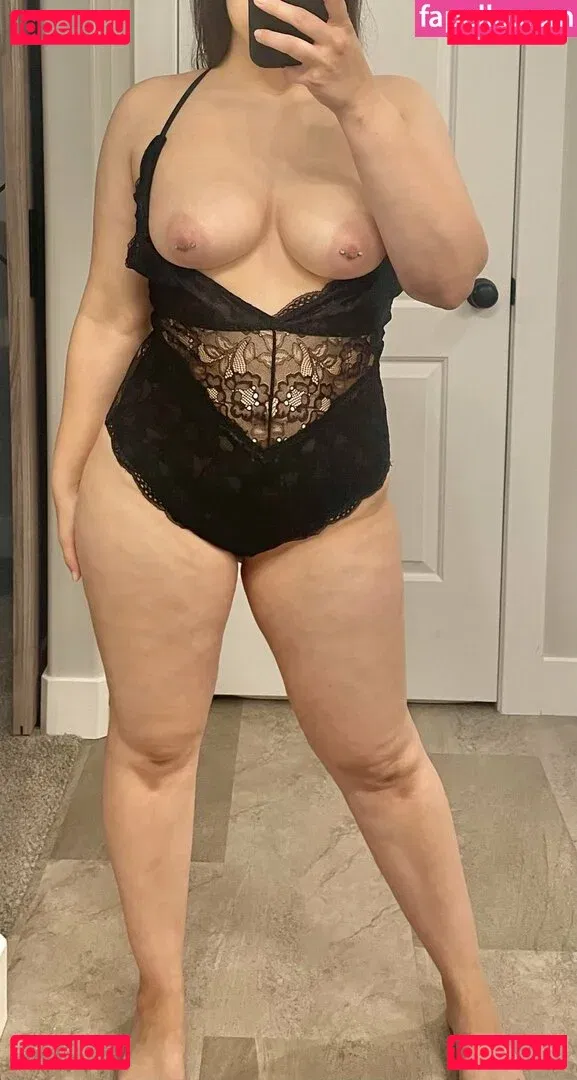 Milf Next Door Onlyfans Photo Gallery 
