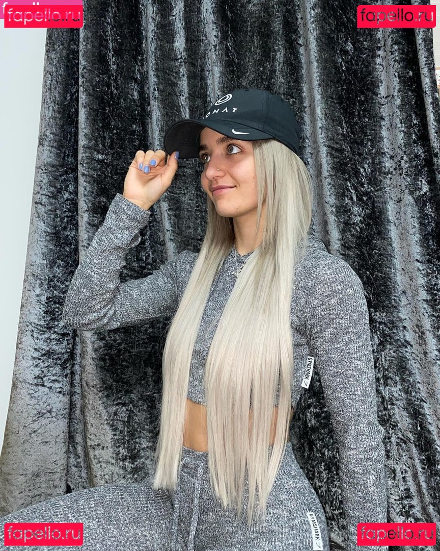 Xia Brookside / xia_brookside / xiabrookside Onlyfans Photo Gallery 