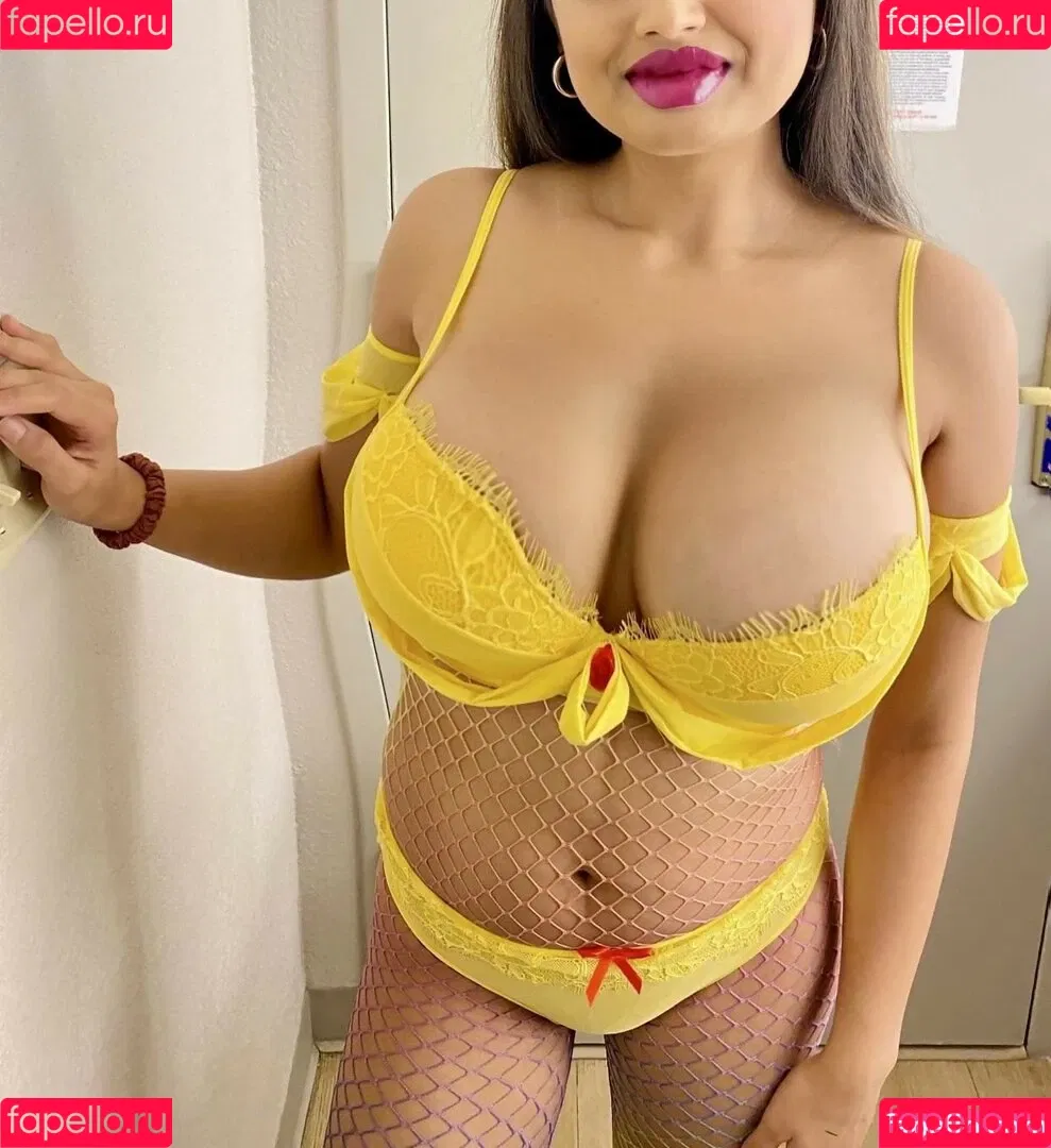extraperky Onlyfans Photo Gallery 