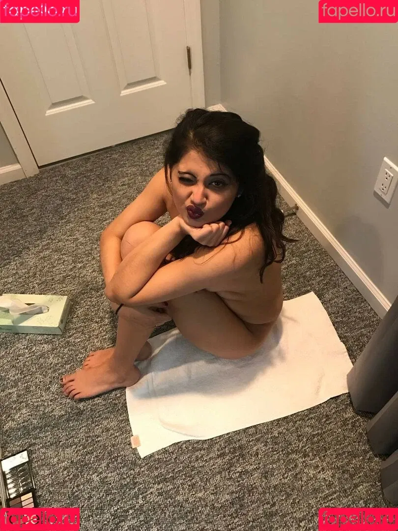 extraperky Onlyfans Photo Gallery 