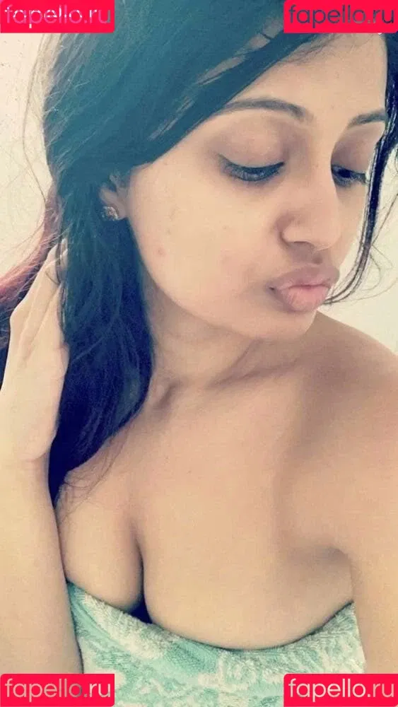 extraperky Onlyfans Photo Gallery 