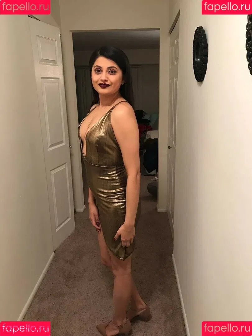extraperky Onlyfans Photo Gallery 