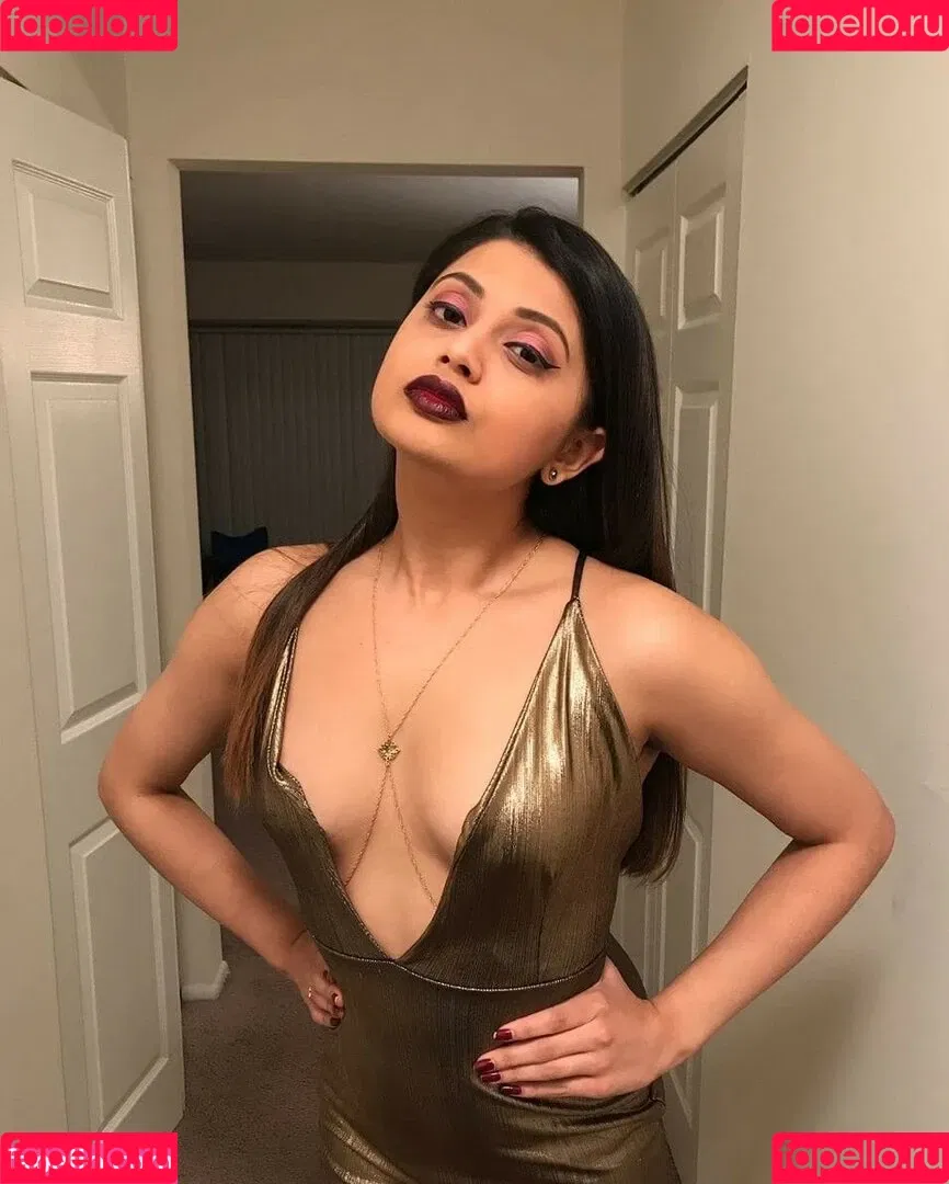extraperky Onlyfans Photo Gallery 