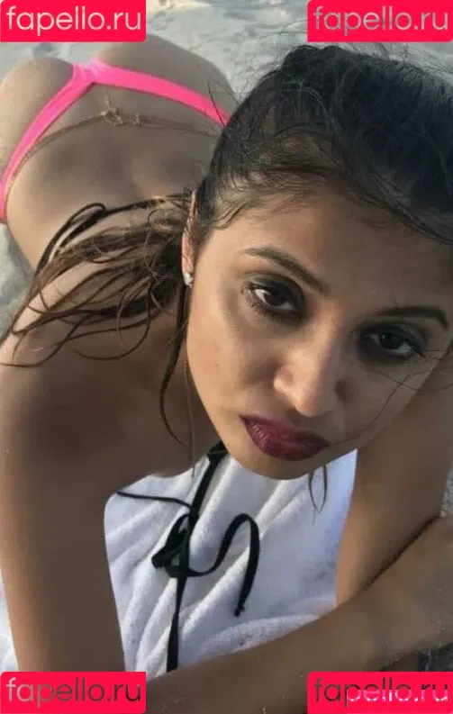 extraperky Onlyfans Photo Gallery 