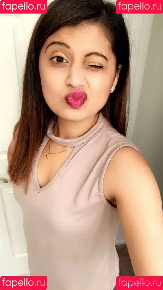 extraperky Onlyfans Photo Gallery 