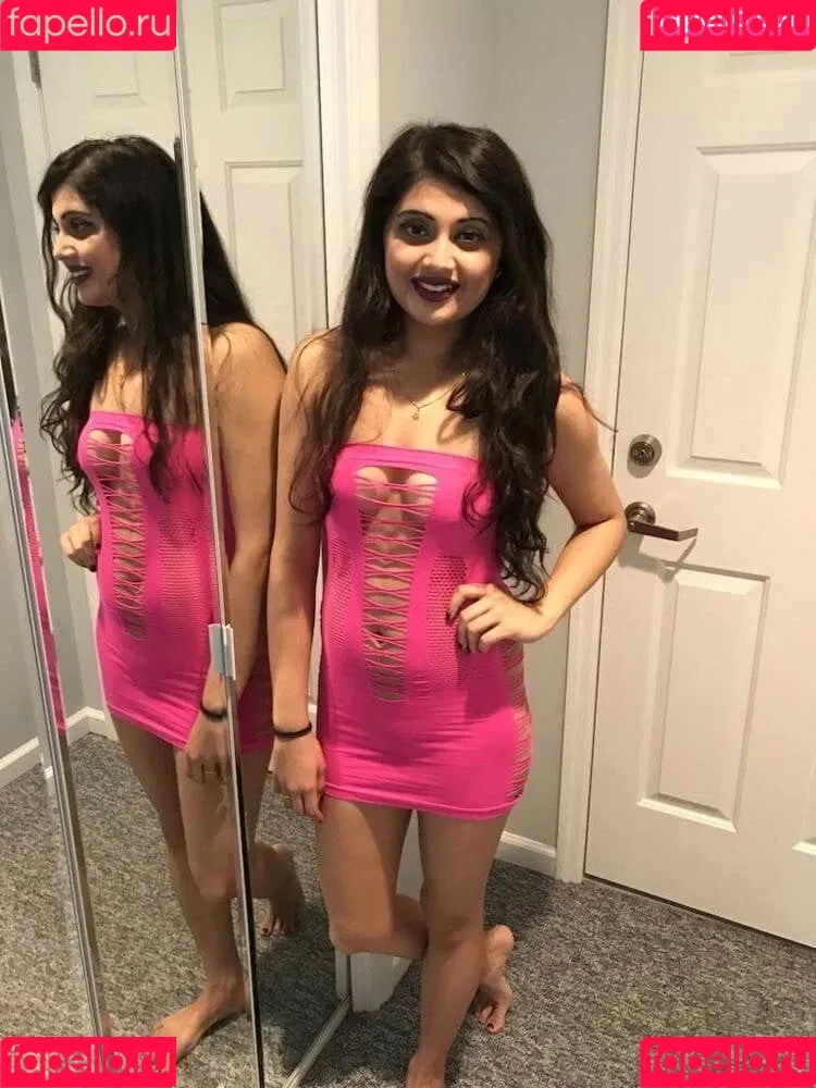 extraperky Onlyfans Photo Gallery 