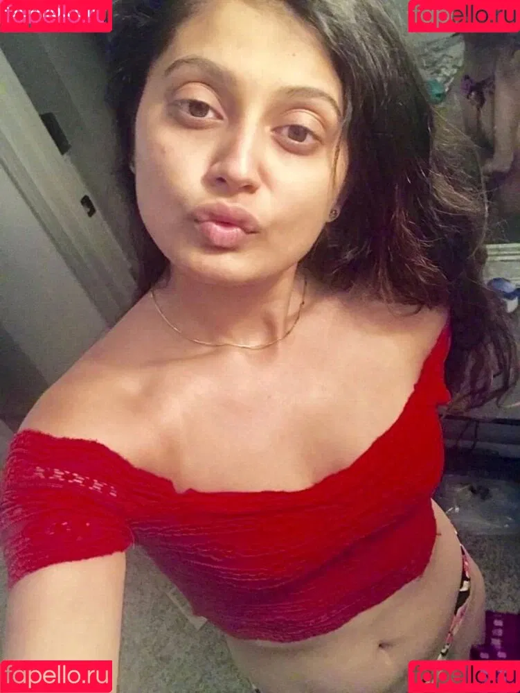 extraperky Onlyfans Photo Gallery 