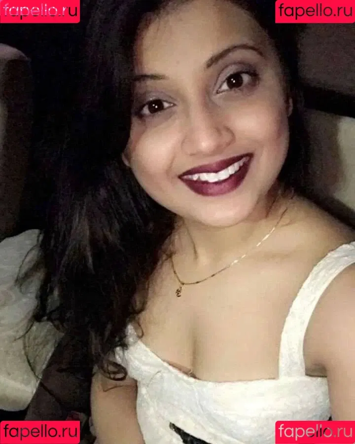 extraperky Onlyfans Photo Gallery 