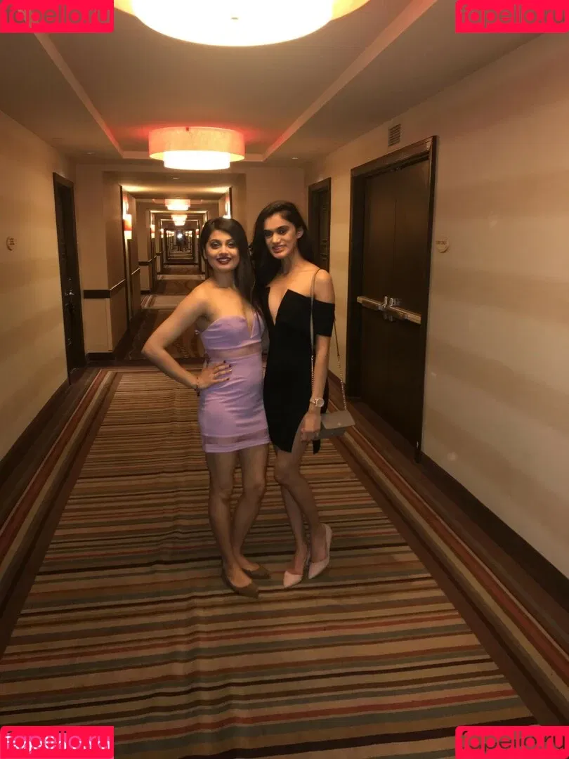 extraperky Onlyfans Photo Gallery 