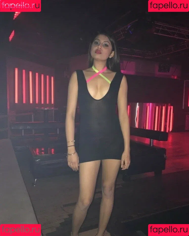 extraperky Onlyfans Photo Gallery 