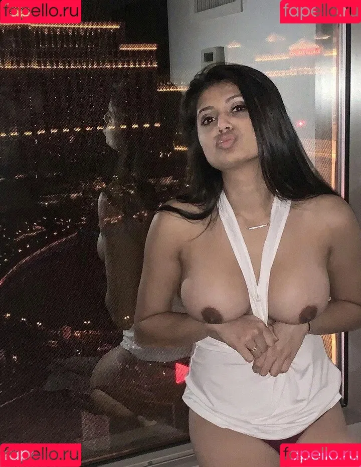 extraperky Onlyfans Photo Gallery 