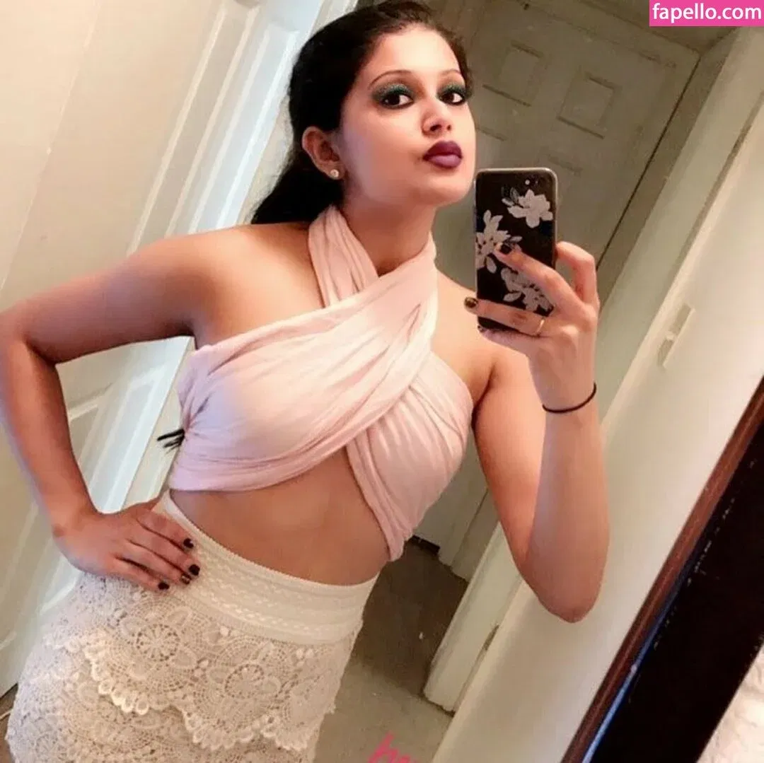 extraperky Onlyfans Photo Gallery 