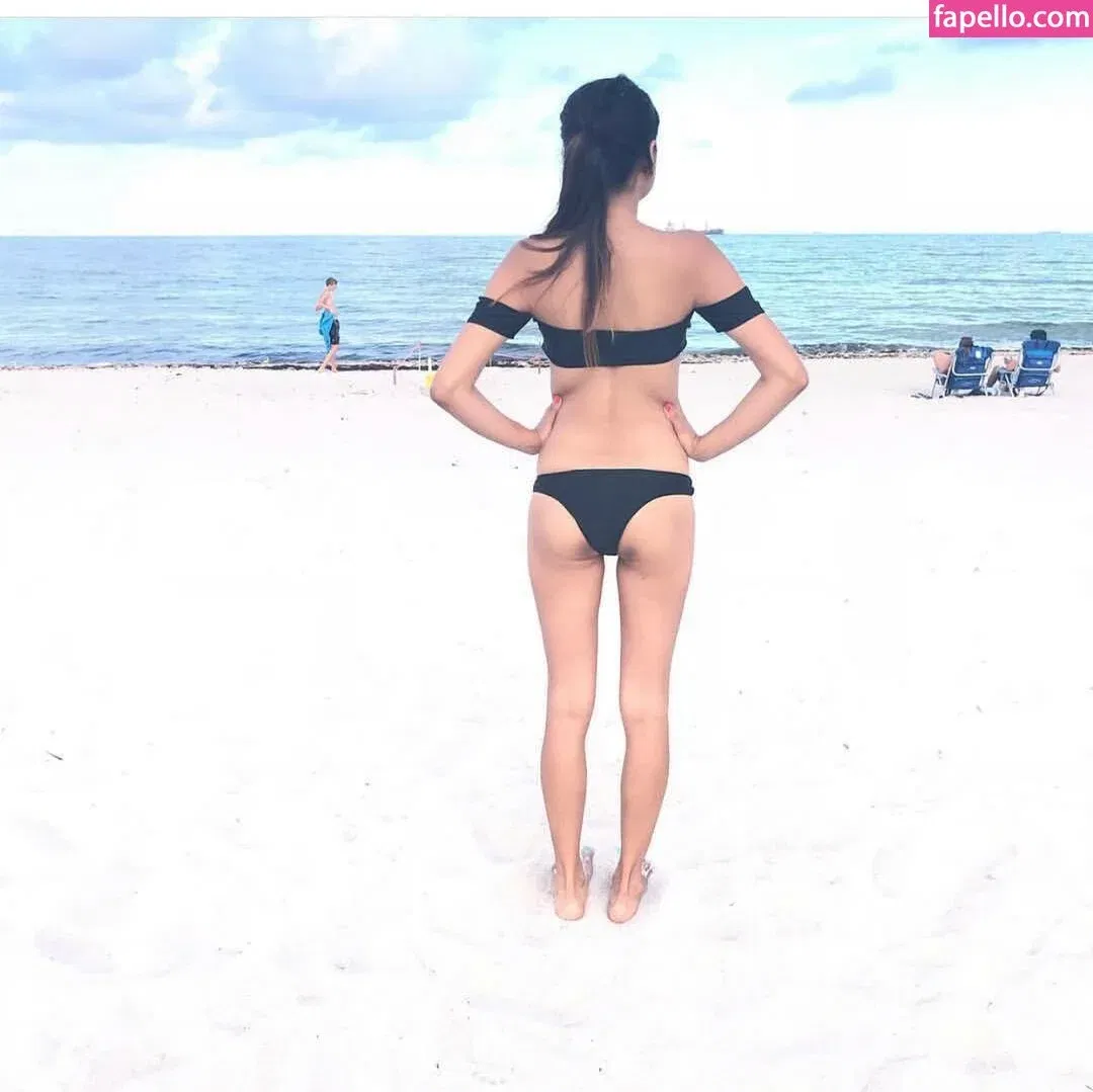 extraperky Onlyfans Photo Gallery 