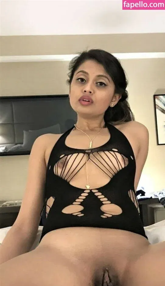 extraperky Onlyfans Photo Gallery 