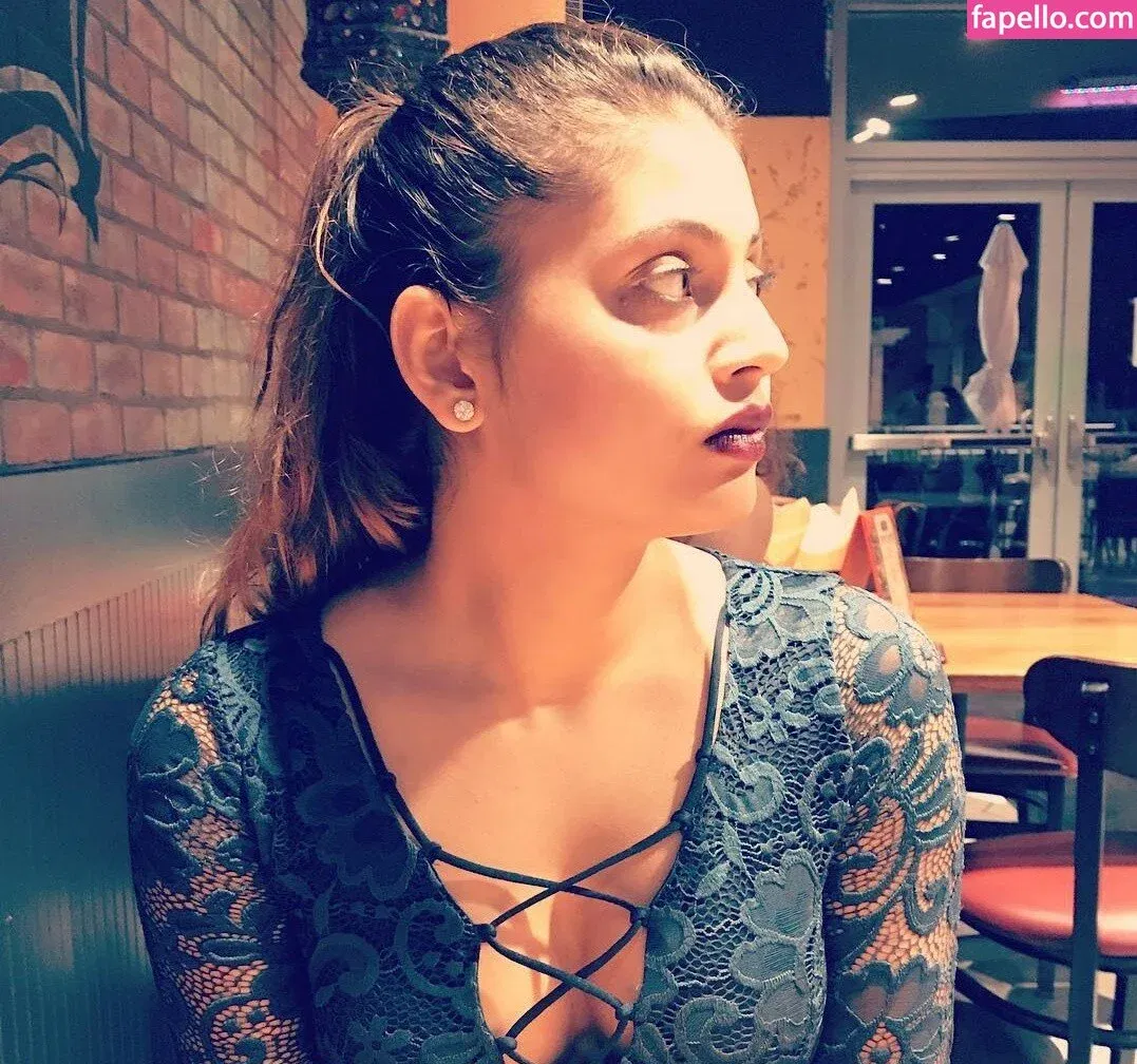 extraperky Onlyfans Photo Gallery 