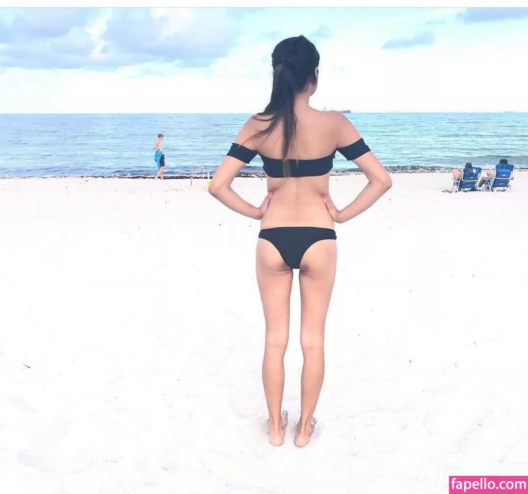 extraperky Onlyfans Photo Gallery 