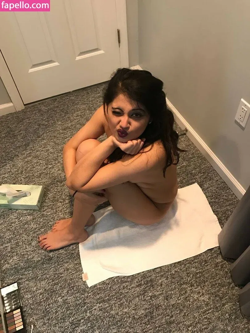 extraperky Onlyfans Photo Gallery 