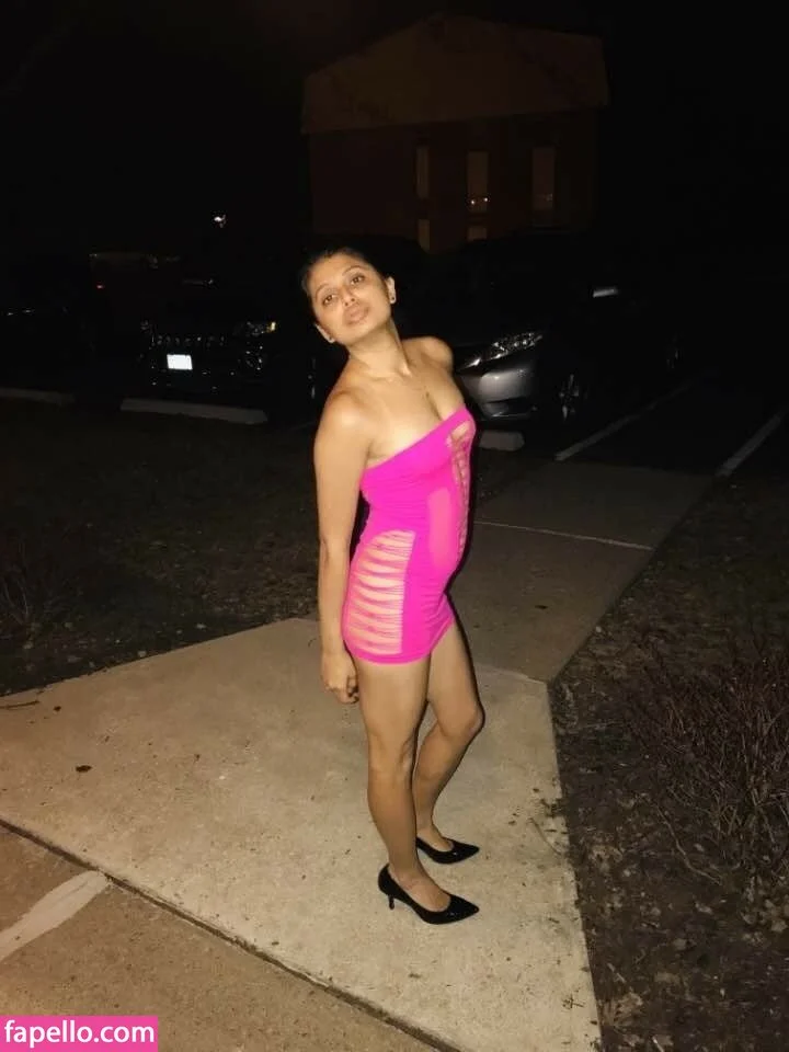 extraperky Onlyfans Photo Gallery 