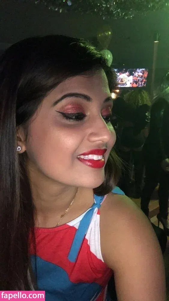 extraperky Onlyfans Photo Gallery 