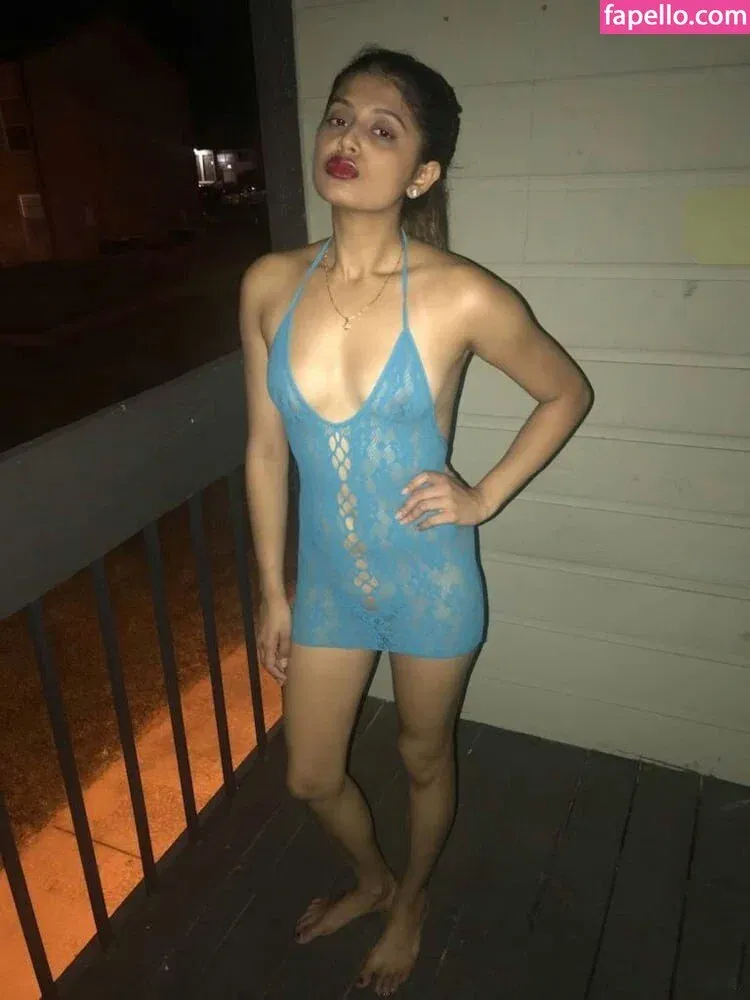 extraperky Onlyfans Photo Gallery 