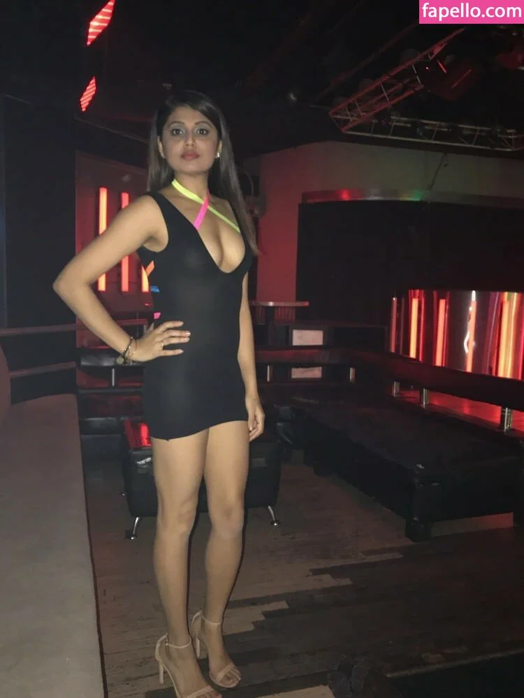 extraperky Onlyfans Photo Gallery 