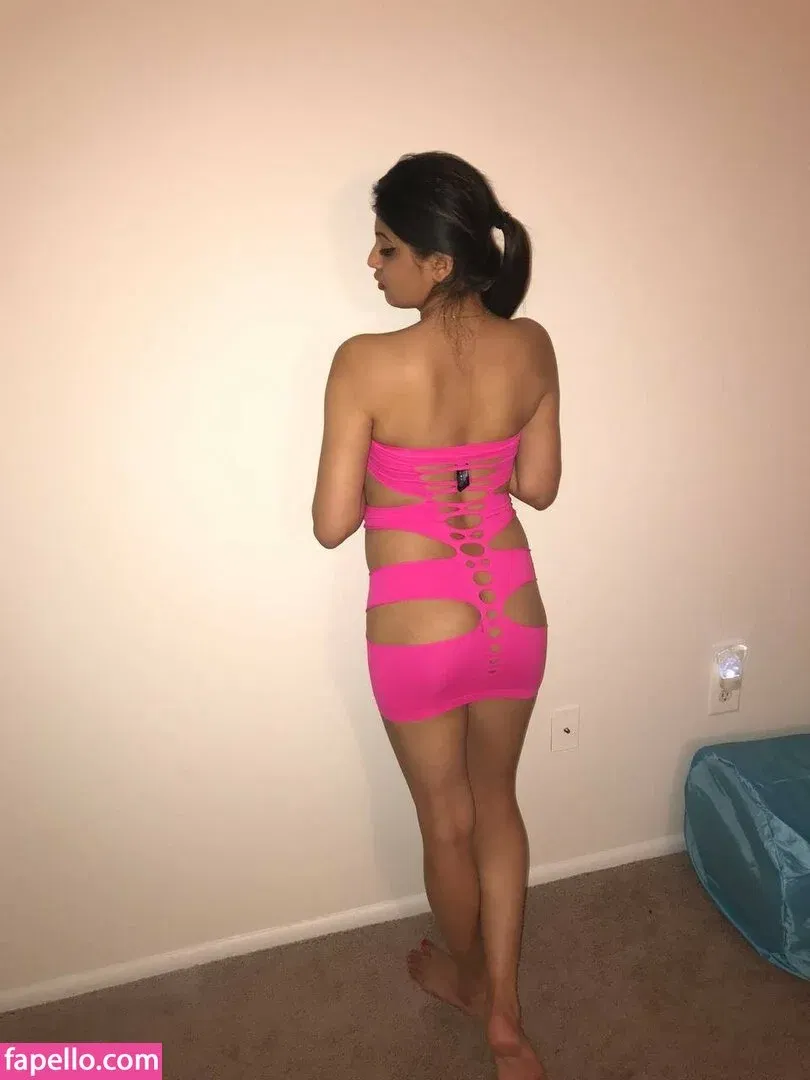 extraperky Onlyfans Photo Gallery 