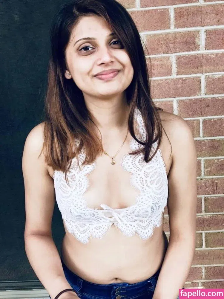 extraperky Onlyfans Photo Gallery 