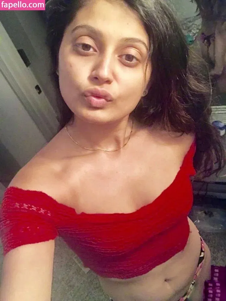 extraperky Onlyfans Photo Gallery 