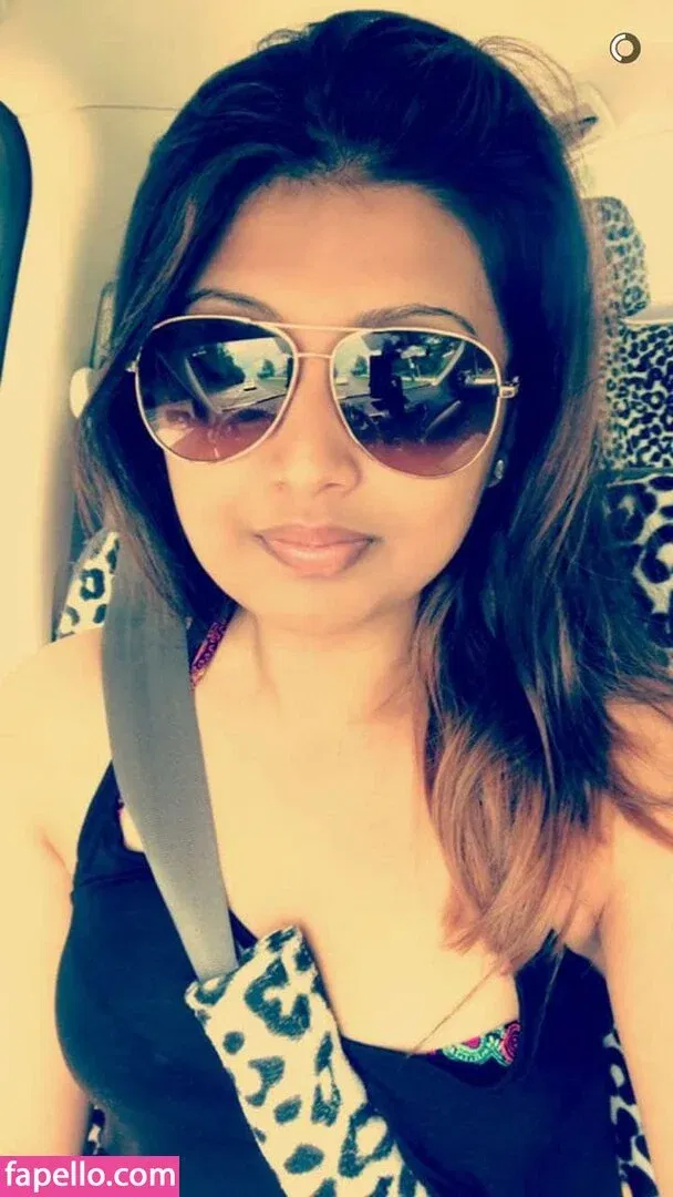 extraperky Onlyfans Photo Gallery 