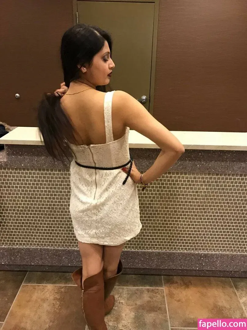 extraperky Onlyfans Photo Gallery 