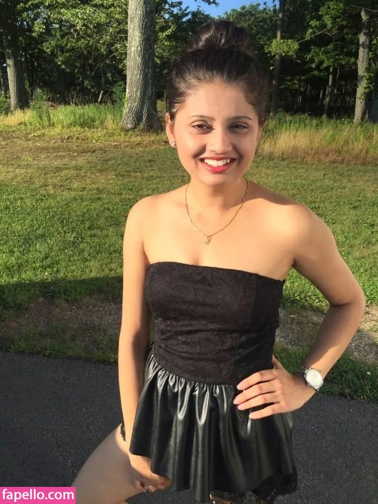 extraperky Onlyfans Photo Gallery 