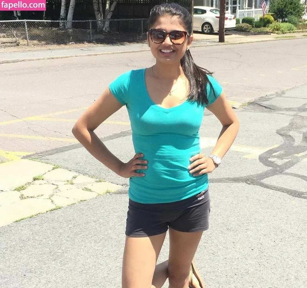 extraperky Onlyfans Photo Gallery 