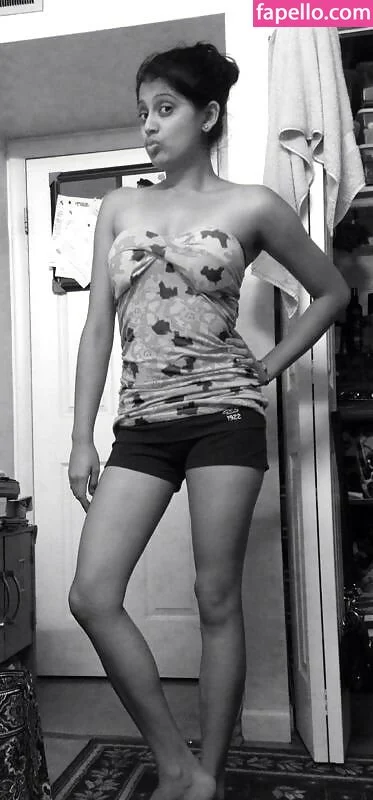 extraperky Onlyfans Photo Gallery 