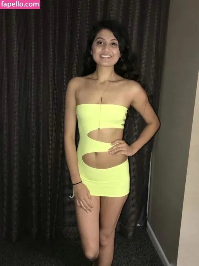 extraperky Onlyfans Photo Gallery 