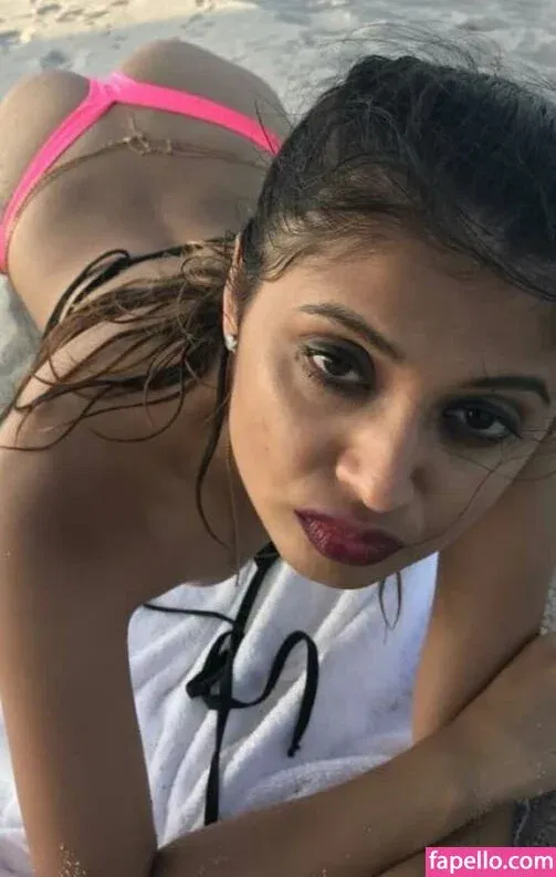 extraperky Onlyfans Photo Gallery 